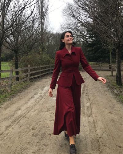Esra Bilgiç seksi ifşa fotoğrafı 85161