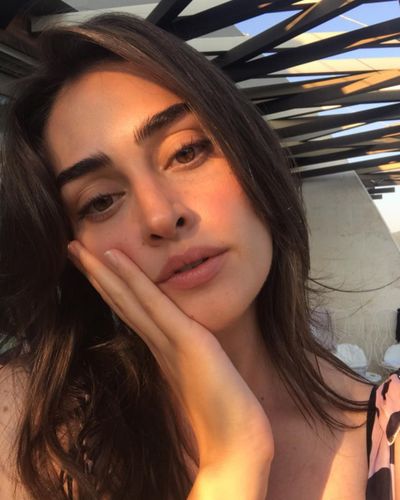 Esra Bilgiç seksi ifşa fotoğrafı 85135