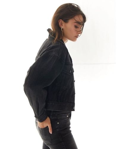Esra Bilgiç seksi ifşa fotoğrafı 85134