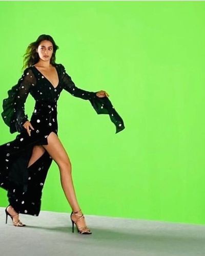 Esra Bilgiç seksi ifşa fotoğrafı 85129
