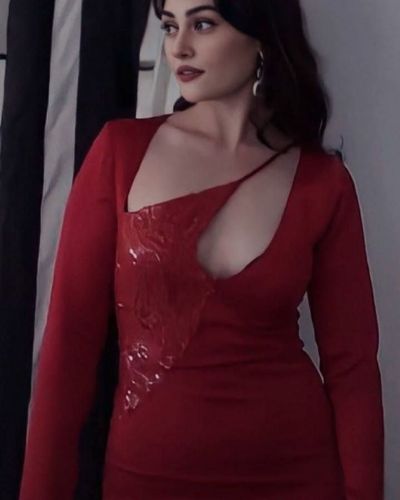 Esra Bilgiç seksi ifşa fotoğrafı 85120