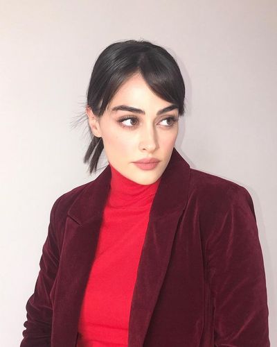 Esra Bilgiç seksi ifşa fotoğrafı 85104