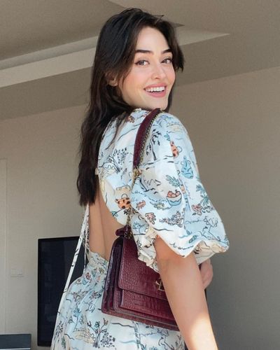 Esra Bilgiç seksi ifşa fotoğrafı 85058