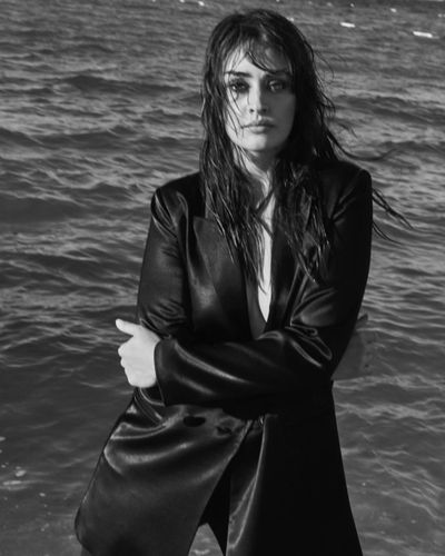 Esra Bilgiç seksi ifşa fotoğrafı 85045