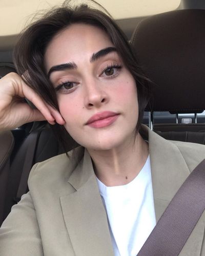 Esra Bilgiç seksi ifşa fotoğrafı 85035