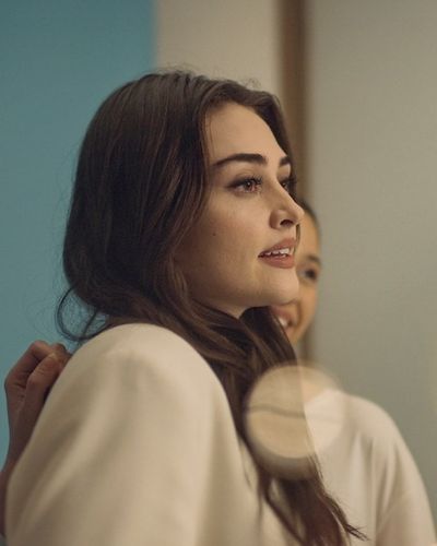 Esra Bilgiç seksi ifşa fotoğrafı 85031