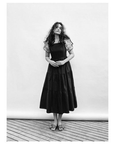 Esra Bilgiç seksi ifşa fotoğrafı 85030