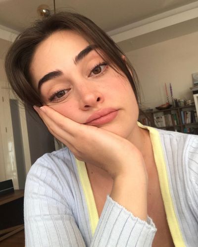 Esra Bilgiç seksi ifşa fotoğrafı 85029