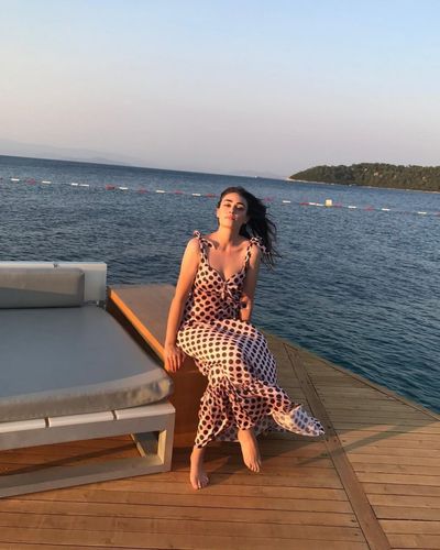 Esra Bilgiç seksi ifşa fotoğrafı 84998