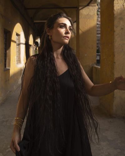 Esra Bilgiç seksi ifşa fotoğrafı 84992