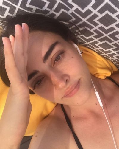 Esra Bilgiç seksi ifşa fotoğrafı 84991