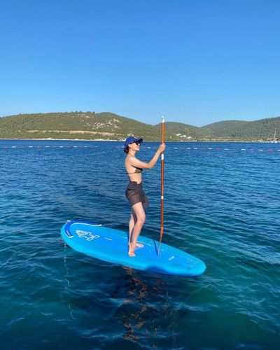 Esra Bilgiç seksi ifşa fotoğrafı 84987