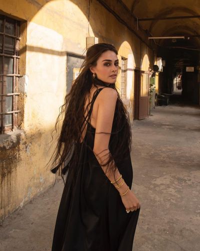 Esra Bilgiç seksi ifşa fotoğrafı 84986