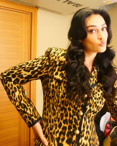 Esra Bilgiç seksi ifşa fotoğrafı 897