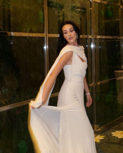 Esra Bilgiç seksi ifşa fotoğrafı 398