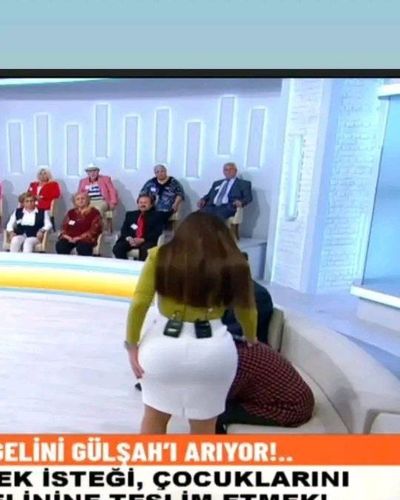 Esra Ezmeci seksi ifşa fotoğrafı 11