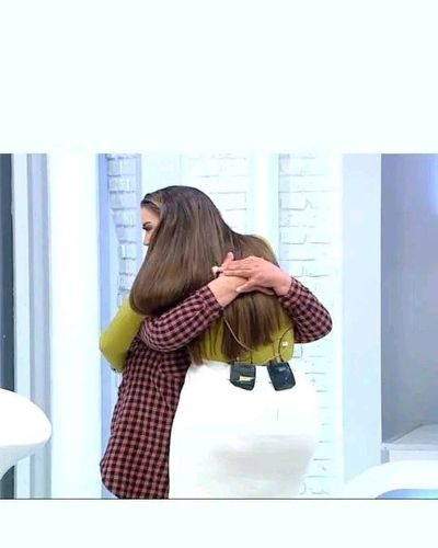 Esra Ezmeci seksi ifşa fotoğrafı 9