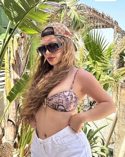 Esra Rabia Ünal seksi ifşa fotoğrafı 240