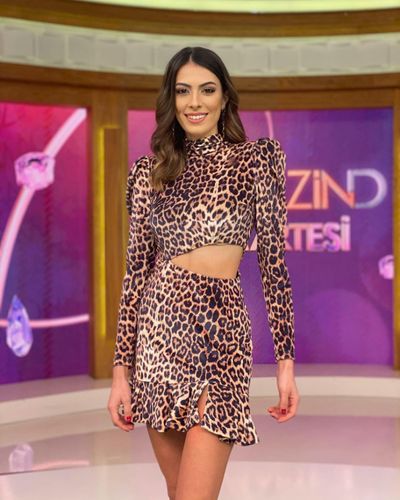 Ezgi Avcı seksi ifşa fotoğrafı 24
