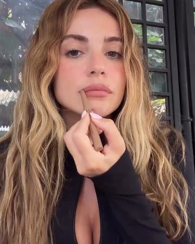 Ezgi Eyüboğlu seksi ifşa fotoğrafı 292