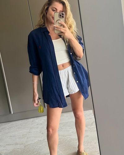 Ezgi Eyüboğlu seksi ifşa fotoğrafı 65