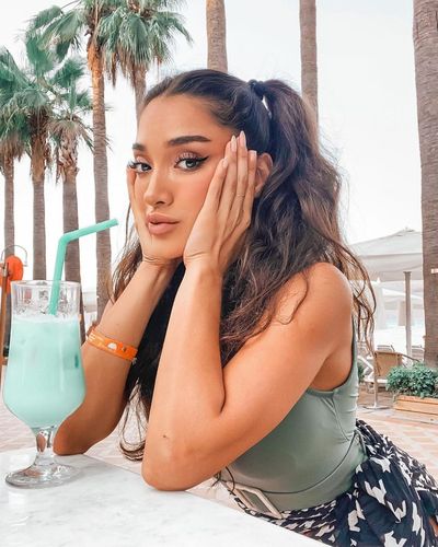 Ezgi Sert seksi ifşa fotoğrafı 16