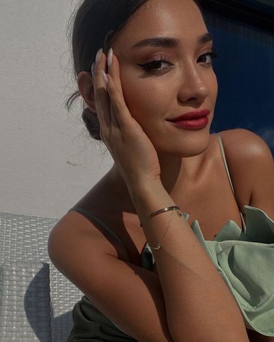Ezgi Sert seksi ifşa fotoğrafı 39