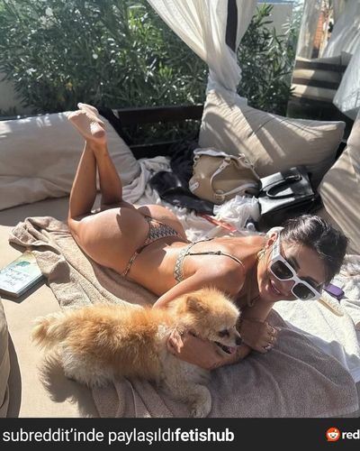 Ezgizem seksi ifşa fotoğrafı 1