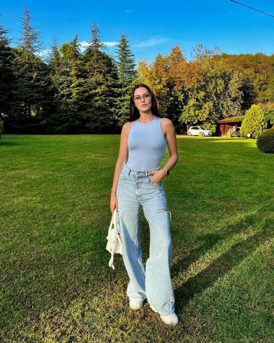 Fahriye Evcen seksi ifşa fotoğrafı 124