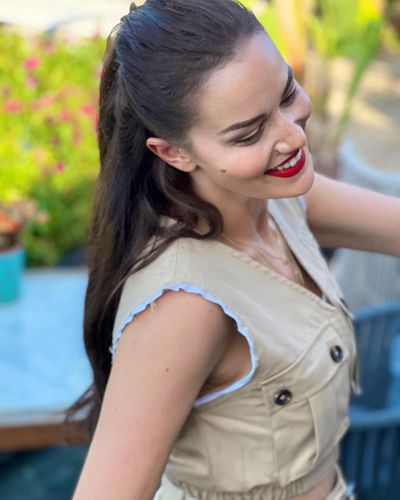 Fahriye Evcen seksi ifşa fotoğrafı 133