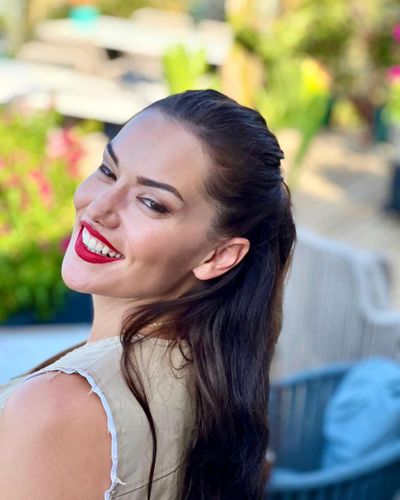 Fahriye Evcen seksi ifşa fotoğrafı 140