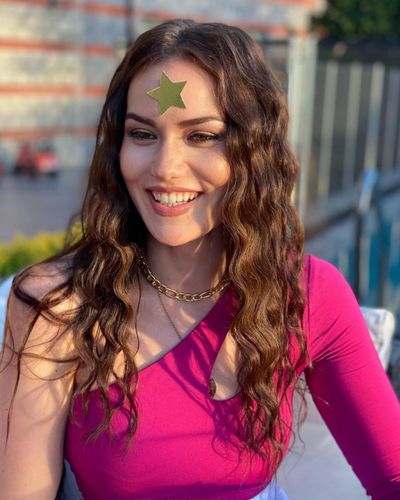 Fahriye Evcen seksi ifşa fotoğrafı 39042