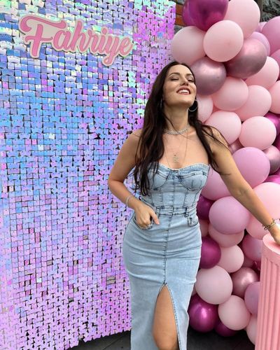 Fahriye Evcen seksi ifşa fotoğrafı 38916