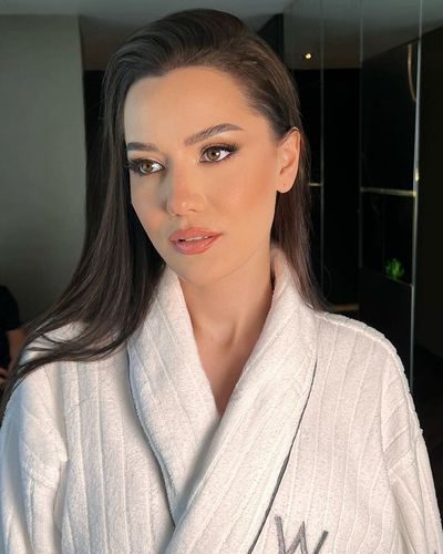 Fahriye Evcen seksi ifşa fotoğrafı 38812