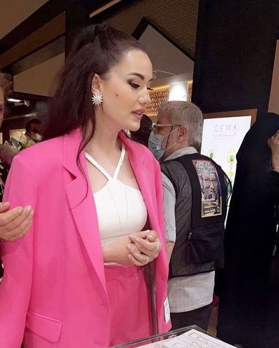 Fahriye Evcen seksi ifşa fotoğrafı 38673