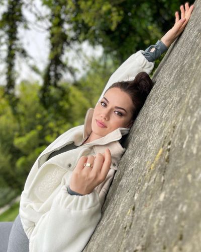Fahriye Evcen seksi ifşa fotoğrafı 38247
