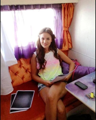 Fahriye Evcen seksi ifşa fotoğrafı 38232