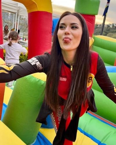 Fahriye Evcen seksi ifşa fotoğrafı 38228