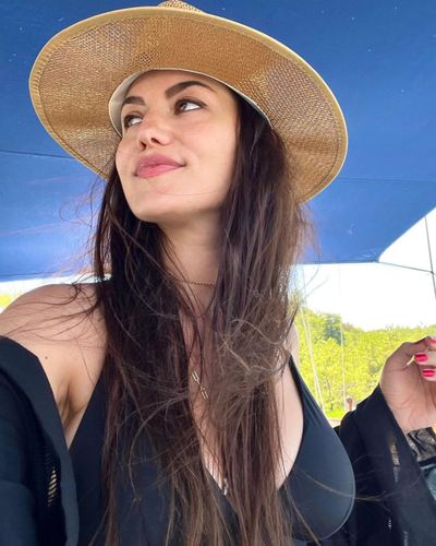 Fahriye Evcen seksi ifşa fotoğrafı 38171