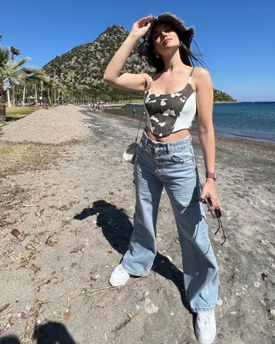 Fahriye Evcen seksi ifşa fotoğrafı 30