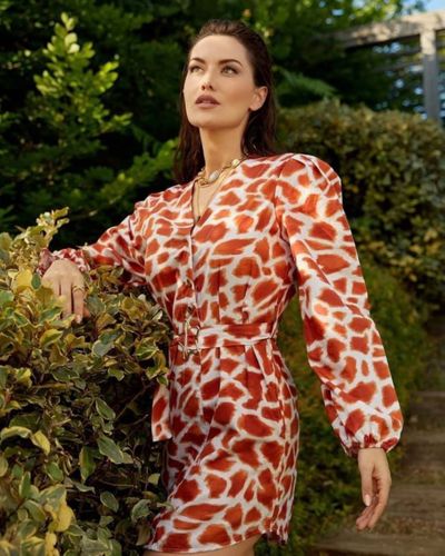 Fahriye Evcen seksi ifşa fotoğrafı 37799