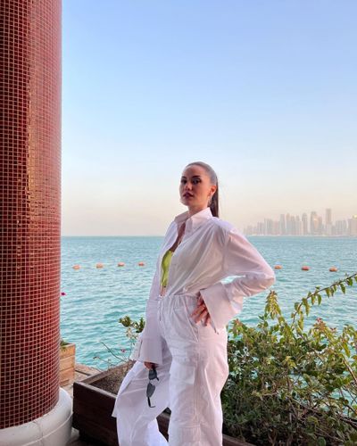 Fahriye Evcen seksi ifşa fotoğrafı 37730