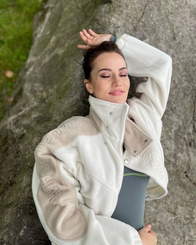 Fahriye Evcen seksi ifşa fotoğrafı 37500