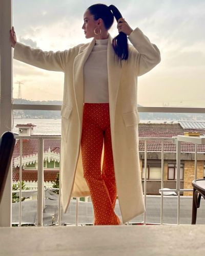 Fahriye Evcen seksi ifşa fotoğrafı 37092