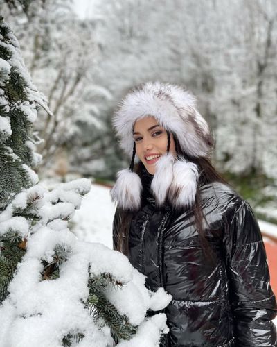 Fahriye Evcen seksi ifşa fotoğrafı 37085
