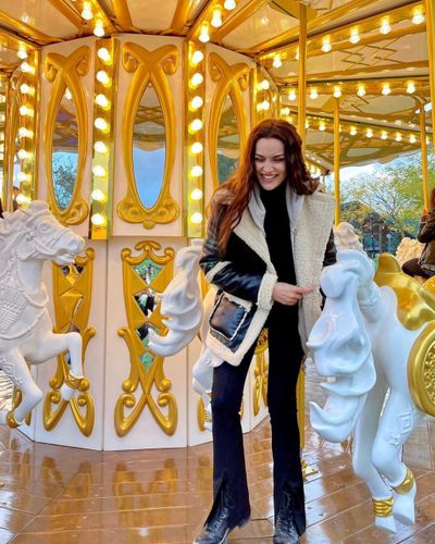 Fahriye Evcen seksi ifşa fotoğrafı 37045