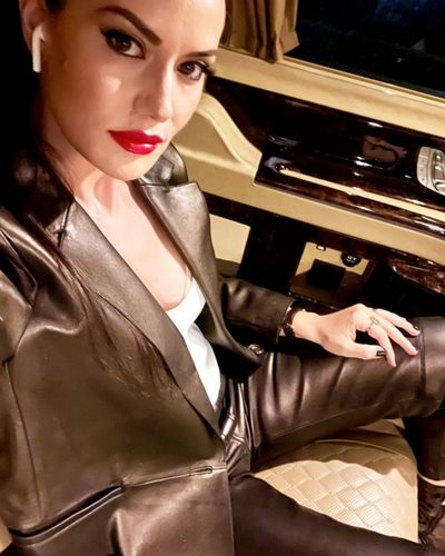 Fahriye Evcen seksi ifşa fotoğrafı 37140