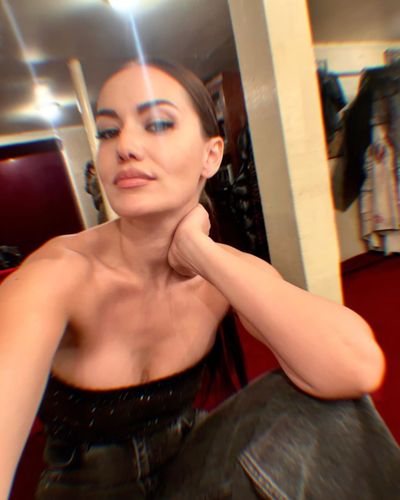 Fahriye Evcen seksi ifşa fotoğrafı 43