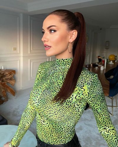 Fahriye Evcen seksi ifşa fotoğrafı 36796