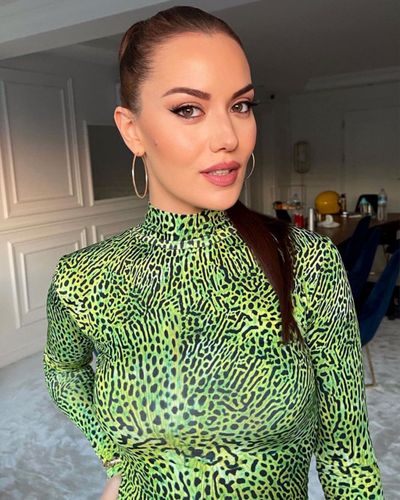 Fahriye Evcen seksi ifşa fotoğrafı 36770